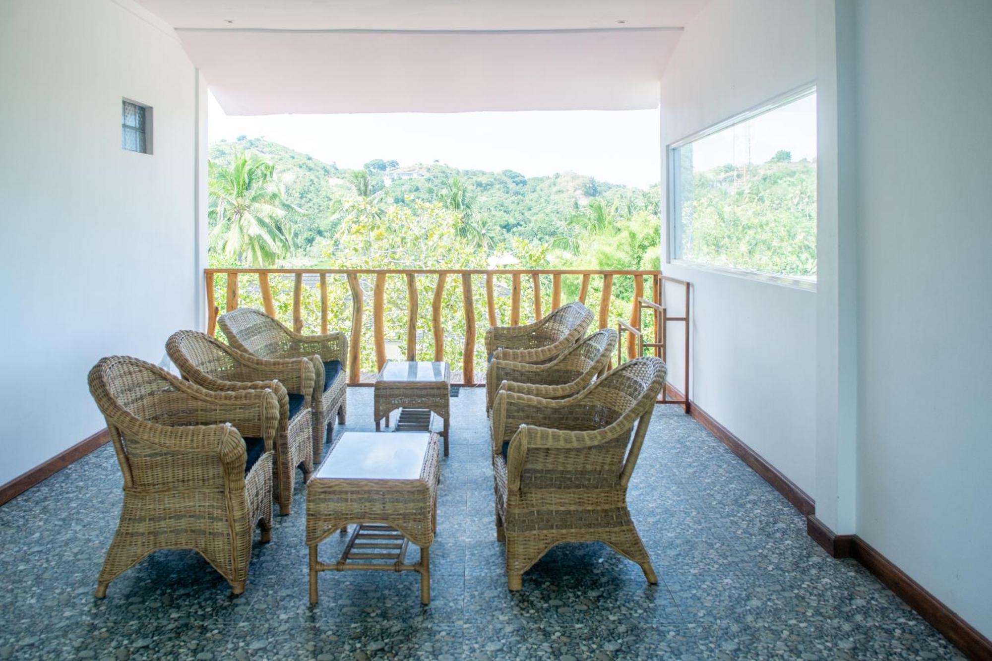 Turtle House Lombok 호텔 Kuta  외부 사진